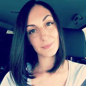 Meet your Posher, Alecia